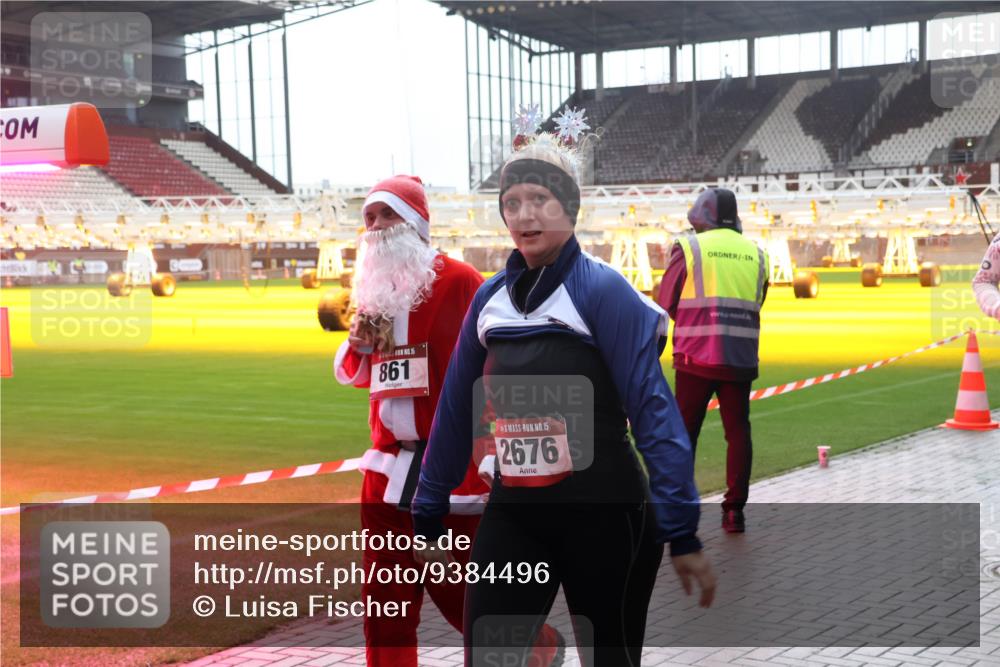 07.12.2025 - St. Pauli X-Mass-Run No. 15 Luisa Fischer http://msf.ph/oto/9384496 07.12.2025 11:30:02 Ziel 15, 861, 15, 2676, 859, 861, 882, 1759, 1922, 1924, 1925, 2213, 2285, 2500, 2522, 2676, 2701, 2702, 2787, 2838, 2840, 2882, 3143, 3144, 3146, 3235, 3236, 4392, 4432, 4452, 4651, 4839 meine-sportfotos.de