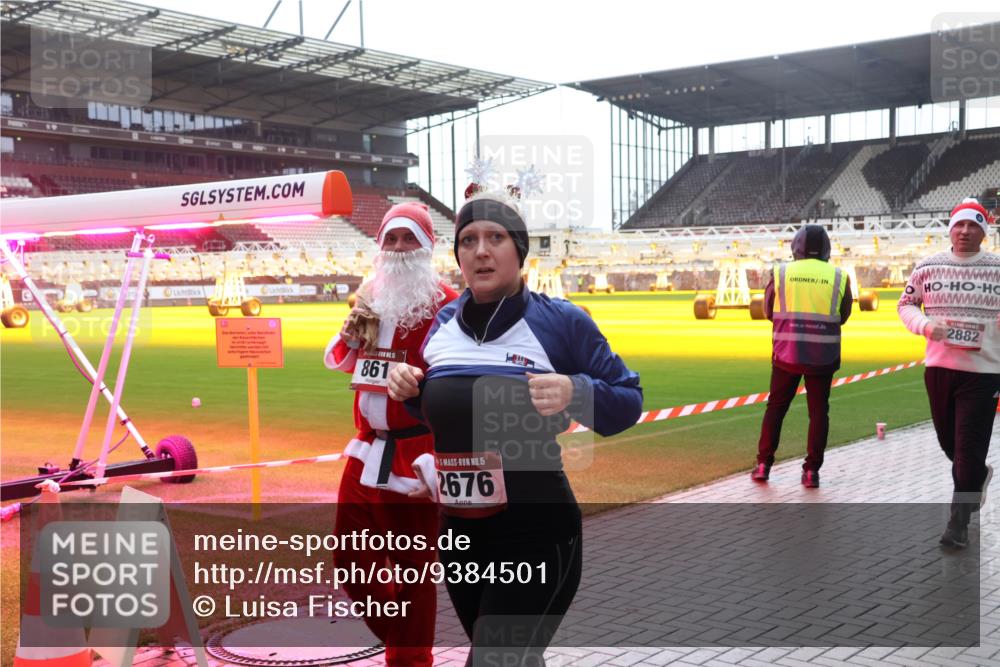 07.12.2025 - St. Pauli X-Mass-Run No. 15 Luisa Fischer http://msf.ph/oto/9384501 07.12.2025 11:30:03 Ziel 4, 861, 15, 2676, 2882, 859, 861, 882, 1759, 1922, 1924, 1925, 2213, 2285, 2500, 2522, 2676, 2701, 2702, 2787, 2838, 2840, 2882, 3143, 3144, 3146, 3235, 3236, 4392, 4432, 4452, 4651, 4839 meine-sportfotos.de