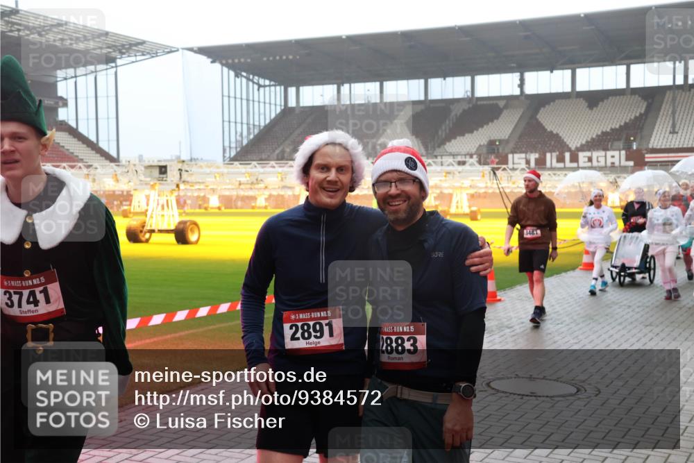 07.12.2025 - St. Pauli X-Mass-Run No. 15 Luisa Fischer http://msf.ph/oto/9384572 07.12.2025 10:15:38 Ziel 15, 3741, 15, 2891, 15, 2883, 3481, 308, 431, 436, 438, 762, 1180, 1183, 1363, 1867, 1869, 1873, 1885, 2666, 2667, 2668, 2883, 2891, 3053, 3103, 3741, 4001, 4004, 4494, 4536 meine-sportfotos.de