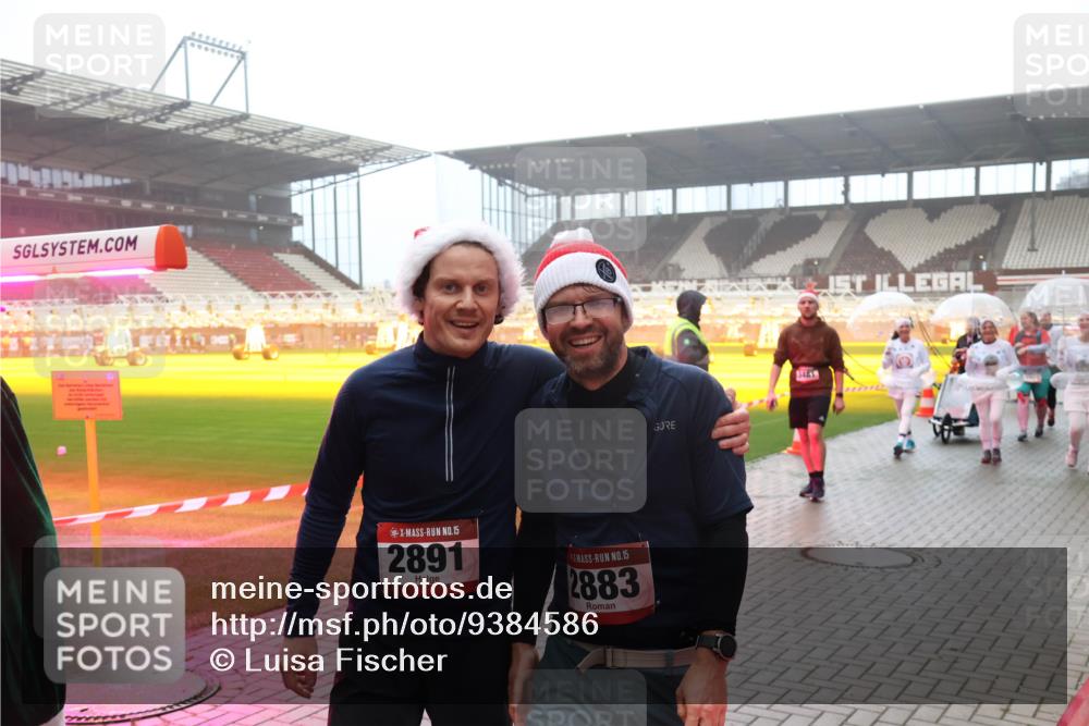 07.12.2025 - St. Pauli X-Mass-Run No. 15 Luisa Fischer http://msf.ph/oto/9384586 07.12.2025 10:15:39 Ziel 15, 2891, 15, 2883, 3461, 308, 431, 436, 438, 762, 1180, 1183, 1363, 1867, 1869, 1873, 1885, 2666, 2667, 2668, 2883, 2891, 3053, 3103, 3741, 4001, 4004, 4494, 4536 meine-sportfotos.de