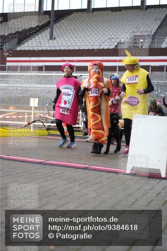 07.12.2025 - St. Pauli X-Mass-Run No. 15 Patografie http://msf.ph/oto/9384618 07.12.2025 10:27:56 Ziel 1507, 1717, 1742, 1745, 3412, 3713, 3729, 3730, 3879, 3881, 3883, 4064, 4065, 4132, 4133, 4189, 4344, 4350, 4453, 4454, 4527, 4538, 4700, 4704, 4708, 4710, 4875 meine-sportfotos.de
