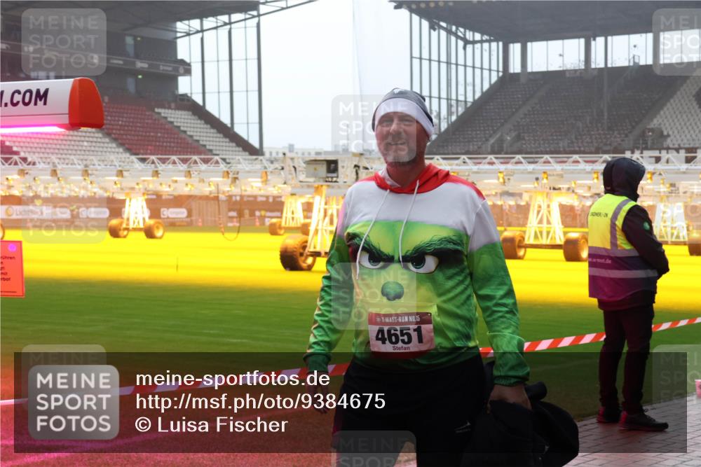 07.12.2025 - St. Pauli X-Mass-Run No. 15 Luisa Fischer http://msf.ph/oto/9384675 07.12.2025 11:30:59 Ziel 1, 15, 4651, 487, 539, 579, 581, 848, 865, 870, 872, 2020, 2307, 2308, 2311, 2314, 2317, 2319, 2449, 2450, 2509, 2705, 2871, 2876 meine-sportfotos.de
