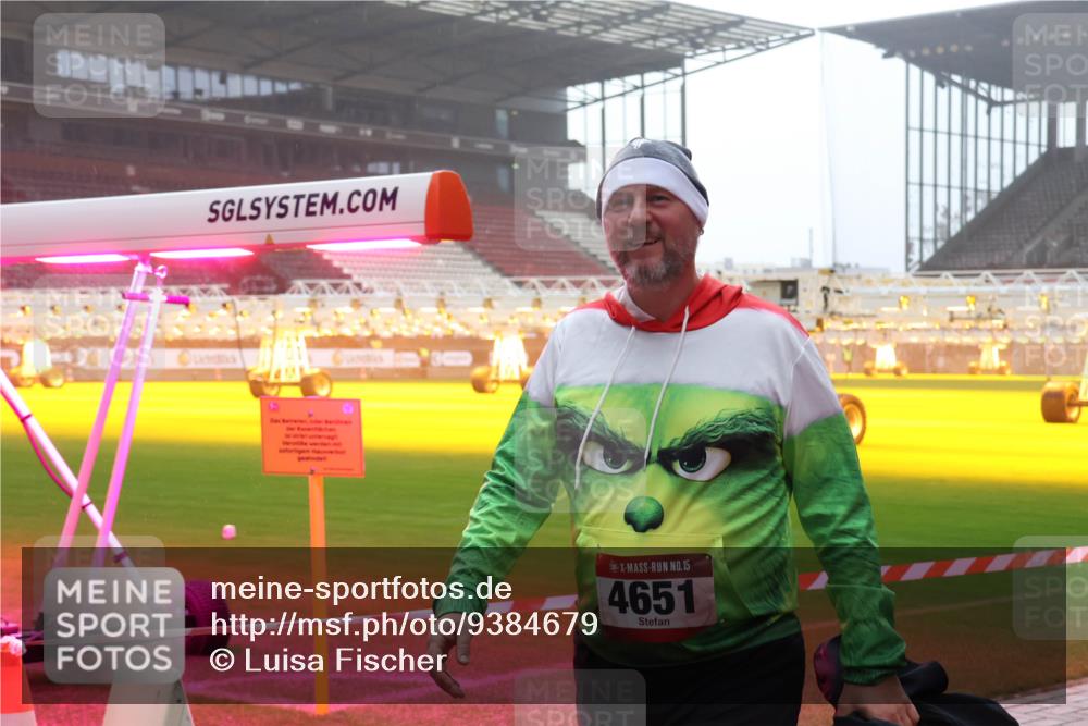 07.12.2025 - St. Pauli X-Mass-Run No. 15 Luisa Fischer http://msf.ph/oto/9384679 07.12.2025 11:31:00 Ziel 15, 4651, 487, 539, 579, 581, 848, 865, 870, 872, 2020, 2307, 2308, 2311, 2314, 2317, 2319, 2449, 2450, 2509, 2705, 2871, 2876 meine-sportfotos.de