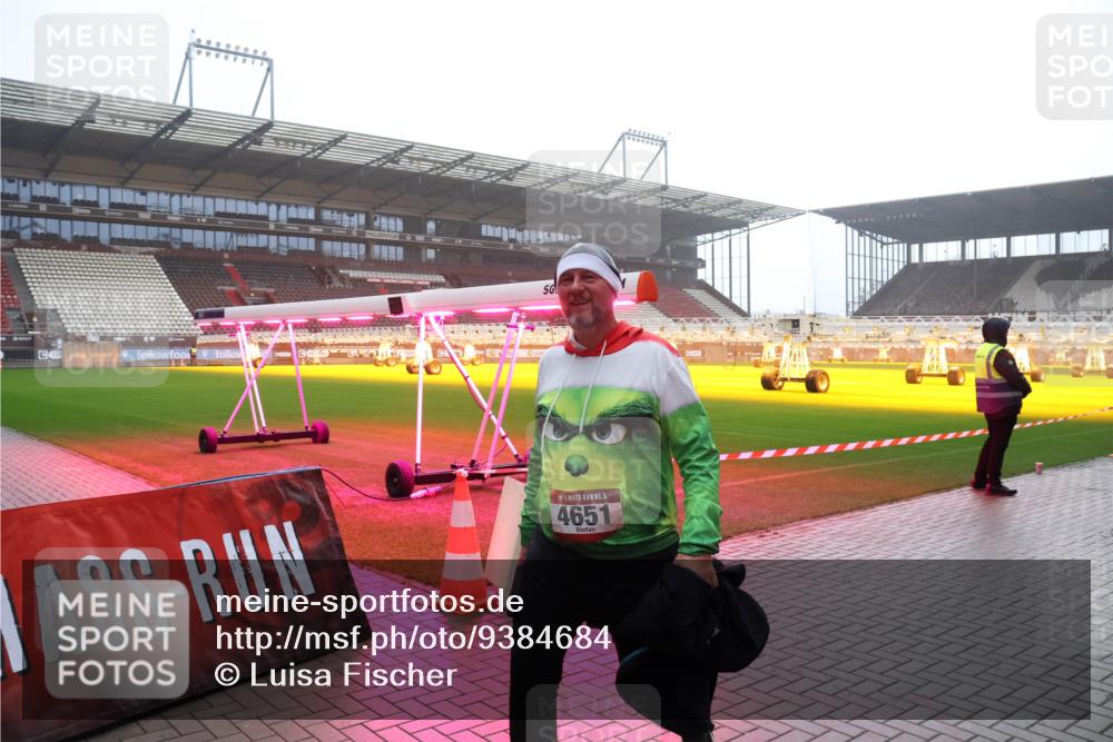 07.12.2025 - St. Pauli X-Mass-Run No. 15 Luisa Fischer http://msf.ph/oto/9384684 07.12.2025 11:31:01 Ziel 15, 4651, 487, 539, 554, 579, 581, 848, 865, 870, 872, 2020, 2307, 2308, 2311, 2314, 2317, 2319, 2449, 2450, 2509, 2705, 2871, 2876, 3328 meine-sportfotos.de