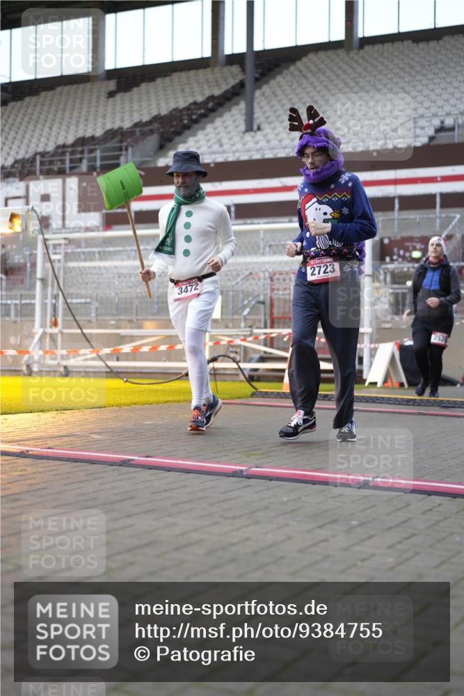 07.12.2025 - St. Pauli X-Mass-Run No. 15 Patografie http://msf.ph/oto/9384755 07.12.2025 10:28:12 Ziel 1507, 1742, 1745, 2526, 2723, 3395, 3412, 3413, 3454, 3472, 3727, 3729, 3730, 3879, 4064, 4065, 4159, 4160, 4189, 4245, 4344, 4376, 4380, 4697, 4698, 4700, 4701, 4702, 4704, 4706, 4707, 4708, 4710 meine-sportfotos.de