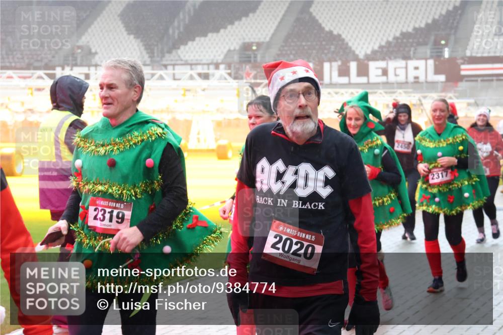 07.12.2025 - St. Pauli X-Mass-Run No. 15 Luisa Fischer http://msf.ph/oto/9384774 07.12.2025 11:31:24 Ziel 15, 2319, 15, 2020, 2450, 2317, 203, 329, 487, 539, 554, 579, 581, 848, 865, 870, 872, 1595, 1755, 2307, 2308, 2311, 2314, 2317, 2319, 2428, 2429, 2430, 2449, 2450, 2492, 2493, 2871, 3181, 3182, 3184, 3238, 3239, 3328, 3352, 3436, 4105 meine-sportfotos.de