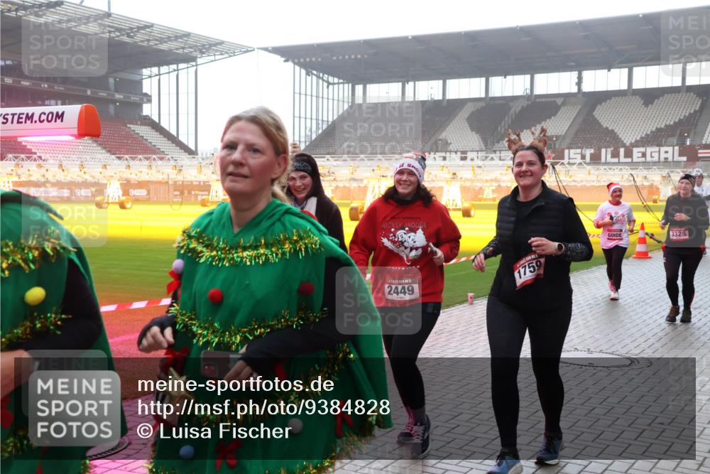 07.12.2025 - St. Pauli X-Mass-Run No. 15 Luisa Fischer http://msf.ph/oto/9384828 07.12.2025 11:31:29 Ziel 2449, 1759, 3328, 203, 329, 487, 539, 554, 579, 581, 848, 865, 870, 872, 1595, 1755, 2307, 2308, 2311, 2314, 2317, 2319, 2428, 2429, 2430, 2449, 2450, 2492, 2493, 2871, 3181, 3182, 3184, 3238, 3239, 3328, 3352, 3436, 4105 meine-sportfotos.de