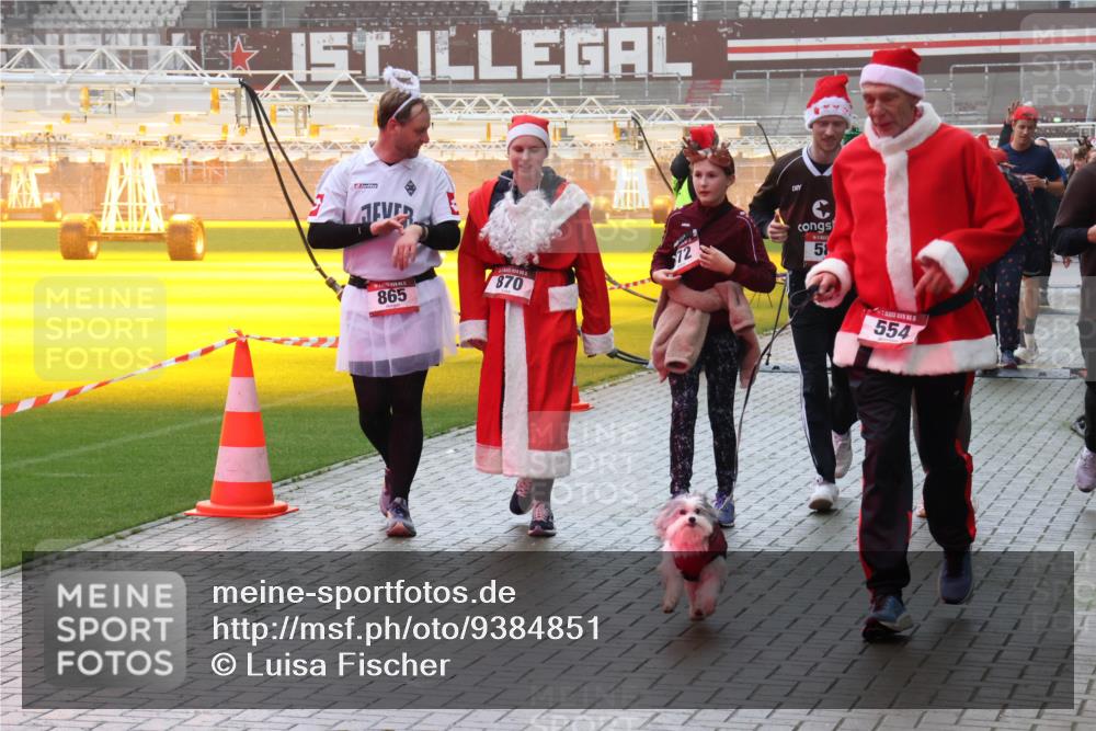 07.12.2025 - St. Pauli X-Mass-Run No. 15 Luisa Fischer http://msf.ph/oto/9384851 07.12.2025 11:31:35 Ziel 865, 870, 72, 58, 554, 203, 329, 331, 487, 539, 554, 579, 581, 848, 870, 872, 1595, 1755, 2017, 2307, 2308, 2311, 2314, 2317, 2319, 2428, 2429, 2430, 2449, 2450, 2492, 2493, 3181, 3182, 3184, 3238, 3239, 3328, 3352, 3436, 4105 meine-sportfotos.de