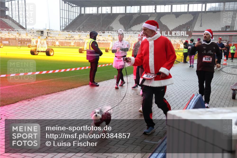 07.12.2025 - St. Pauli X-Mass-Run No. 15 Luisa Fischer http://msf.ph/oto/9384857 07.12.2025 11:31:38 Ziel 865, 550, 539, 203, 329, 331, 487, 539, 554, 579, 581, 848, 1595, 1755, 2017, 2307, 2308, 2311, 2314, 2317, 2428, 2429, 2430, 2449, 2450, 2492, 2493, 3181, 3182, 3184, 3238, 3239, 3328, 3352, 3436, 3600, 4105 meine-sportfotos.de