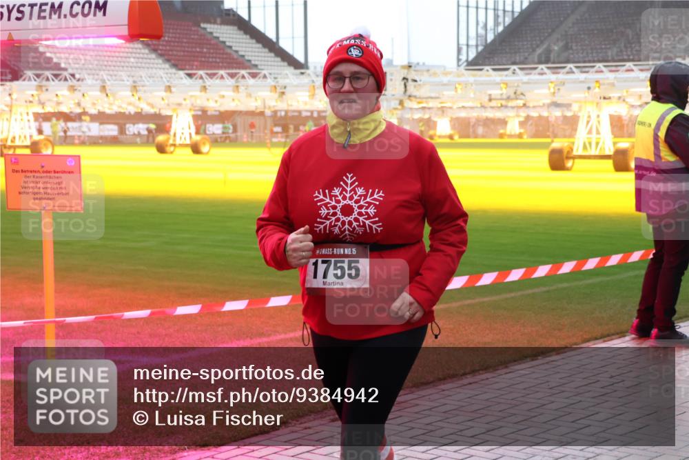 07.12.2025 - St. Pauli X-Mass-Run No. 15 Luisa Fischer http://msf.ph/oto/9384942 07.12.2025 11:32:06 Ziel 15, 1755, 331, 1755, 2017, 2048, 2050, 2120, 2428, 2429, 2430, 2492, 2493, 2497, 2523, 2527, 2587, 2654, 2656, 3087, 3181, 3182, 3184, 3238, 3239, 3352, 3436, 3600, 3678, 4105, 4633, 4640, 4642 meine-sportfotos.de