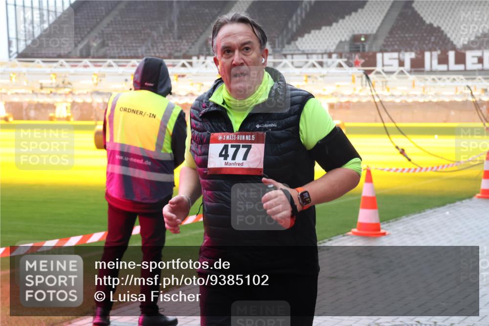 07.12.2025 - St. Pauli X-Mass-Run No. 15 Luisa Fischer http://msf.ph/oto/9385102 07.12.2025 11:33:18 Ziel 15, 477, 321, 477, 977, 1013, 1591, 1884, 1886, 1998, 1999, 2000, 2005, 2015, 2016, 2107, 2113, 2278, 2281, 2282, 2283, 2284, 2662, 3269, 3271 meine-sportfotos.de