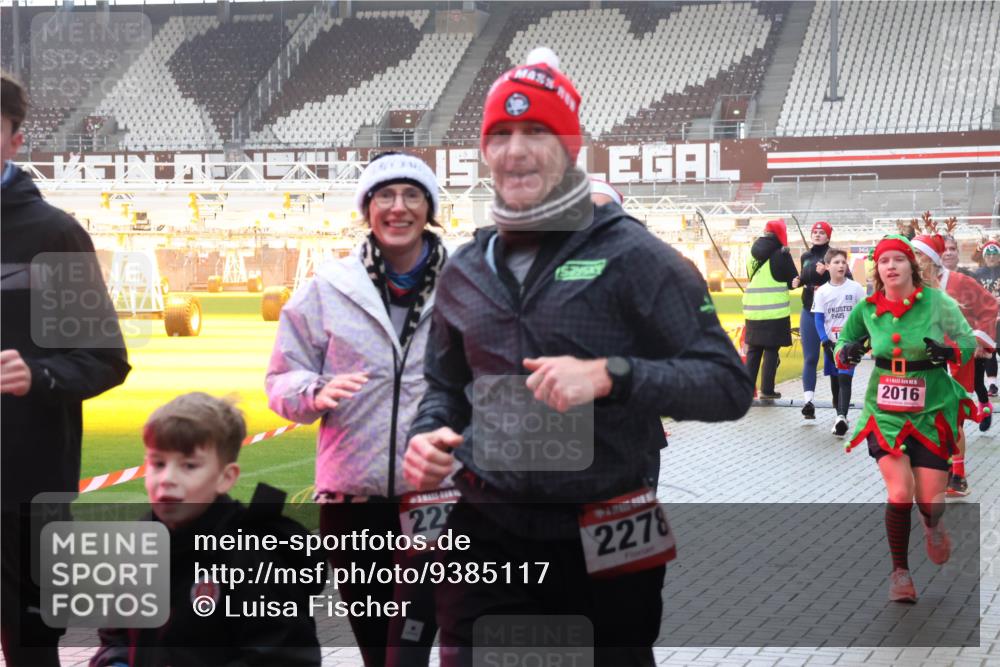 07.12.2025 - St. Pauli X-Mass-Run No. 15 Luisa Fischer http://msf.ph/oto/9385117 07.12.2025 11:33:30 Ziel 22, 2278, 25, 1, 0, 2016, 321, 477, 977, 1013, 1591, 1998, 2005, 2015, 2016, 2107, 2113, 2278, 2281, 2282, 2284, 2612, 2613, 2614, 2620, 2662, 3039, 3041, 3166, 3169, 3269, 3271 meine-sportfotos.de