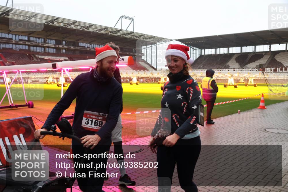 07.12.2025 - St. Pauli X-Mass-Run No. 15 Luisa Fischer http://msf.ph/oto/9385202 07.12.2025 11:34:02 Ziel 3169, 15, 3169, 15, 56, 62, 72, 73, 85, 94, 103, 110, 142, 181, 229, 239, 260, 340, 349, 354, 378, 1361, 2005, 2016, 2056, 2219, 2612, 2613, 2614, 2620, 3039, 3041, 3166, 3169, 3253, 3254, 3601, 3737, 3740, 4649, 4844 meine-sportfotos.de