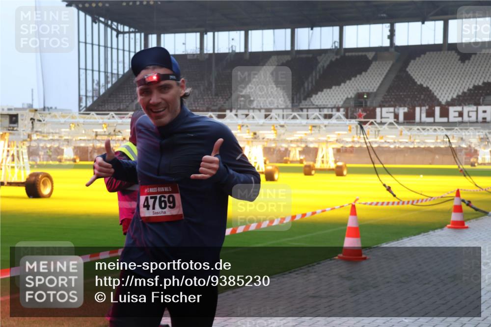 07.12.2025 - St. Pauli X-Mass-Run No. 15 Luisa Fischer http://msf.ph/oto/9385230 07.12.2025 10:17:02 Ziel 5, 4769, 394, 1328, 1620, 1989, 1997, 2185, 2266, 2743, 3633, 4356, 4359, 4362, 4363, 4510, 4769 meine-sportfotos.de