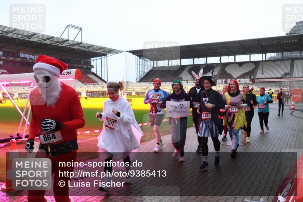 07.12.2025 - St. Pauli X-Mass-Run No. 15 Luisa Fischer http://msf.ph/oto/9385413 07.12.2025 11:34:54 Ziel 864, 1001, 820, 786, 869, 2277, 1908, 871, 2635, 825, 704, 782, 820, 825, 864, 869, 871, 1001, 1710, 1908, 2277, 2280, 2456, 2458, 2635, 2704, 2706, 2809, 3139, 3387, 3448, 3549 meine-sportfotos.de