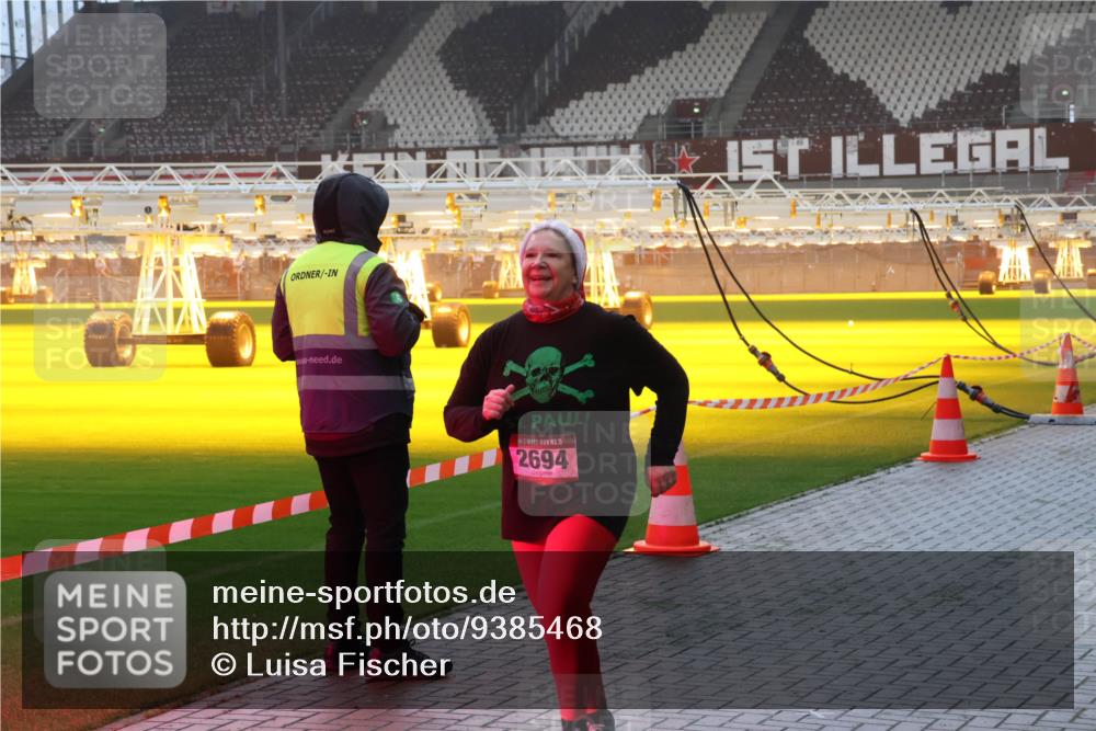 07.12.2025 - St. Pauli X-Mass-Run No. 15 Luisa Fischer http://msf.ph/oto/9385468 07.12.2025 10:17:41 Ziel 5, 2694, 257, 268, 1620, 1762, 1989, 1997, 2688, 2694, 2725, 2952, 3229, 3522, 3633, 3874, 3987, 4114, 4339, 4356, 4359, 4764, 4769 meine-sportfotos.de