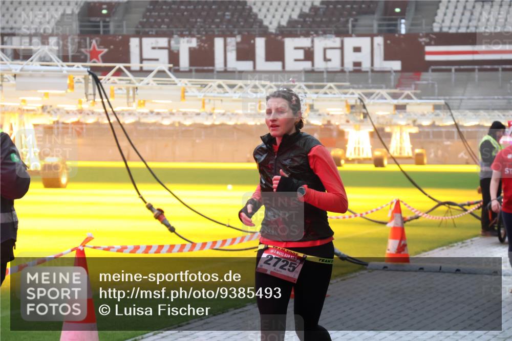 07.12.2025 - St. Pauli X-Mass-Run No. 15 Luisa Fischer http://msf.ph/oto/9385493 07.12.2025 10:17:49 Ziel 15, 2725, 257, 268, 1161, 1162, 1620, 1762, 2688, 2694, 2725, 2952, 3229, 3522, 3874, 3987, 4114, 4127, 4339, 4764 meine-sportfotos.de