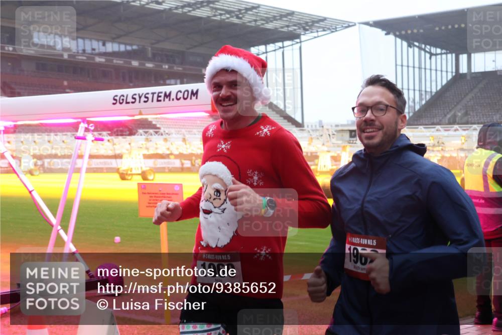 07.12.2025 - St. Pauli X-Mass-Run No. 15 Luisa Fischer http://msf.ph/oto/9385652 07.12.2025 11:36:11 Ziel 15, 1960, 15, 190, 240, 311, 527, 535, 728, 1960, 1962, 2660, 2902, 2962, 3109, 3967, 4408, 4816, 4823, 4843 meine-sportfotos.de