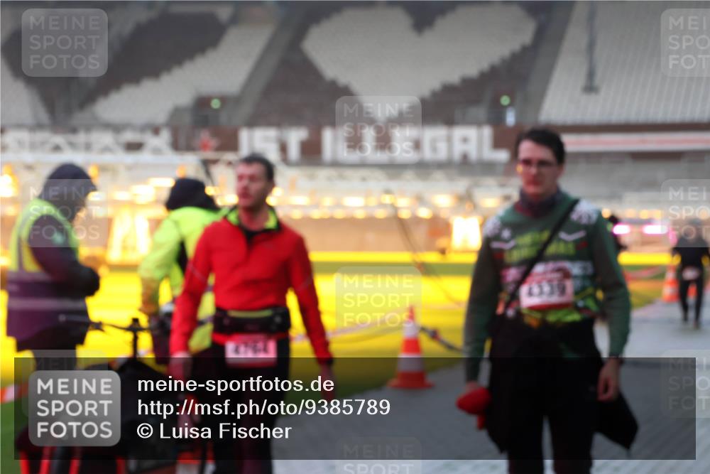 07.12.2025 - St. Pauli X-Mass-Run No. 15 Luisa Fischer http://msf.ph/oto/9385789 07.12.2025 10:18:22 Ziel 4339, 1161, 1162, 1963, 2663, 2725, 2952, 3804, 4127, 4227 meine-sportfotos.de