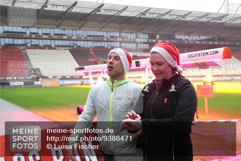 07.12.2025 - St. Pauli X-Mass-Run No. 15 Luisa Fischer http://msf.ph/oto/9386471 07.12.2025 10:20:13 Ziel 19, 658, 661, 1364, 1903, 2238, 2750, 2751, 3011, 3013, 3695, 3846, 3871, 3893, 4038, 4074, 4115 meine-sportfotos.de