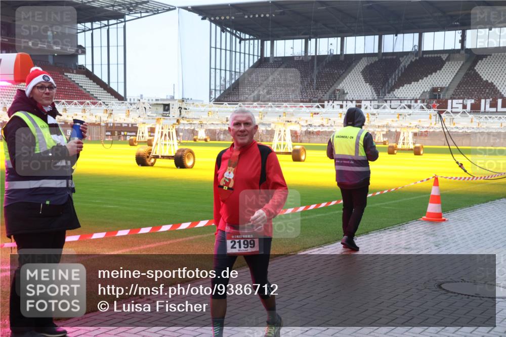 07.12.2025 - St. Pauli X-Mass-Run No. 15 Luisa Fischer http://msf.ph/oto/9386712 07.12.2025 11:41:35 Ziel 63, 15, 2199, 52, 726, 727, 1277, 2199, 2292, 2294, 2425, 2465, 2466, 2470, 2471, 2476, 2479, 2491, 2708, 2710, 2865, 2947, 2976, 3153, 3204, 3259, 3505, 3532, 3592, 3619, 3747, 3748, 3880, 3885, 3912, 4608 meine-sportfotos.de