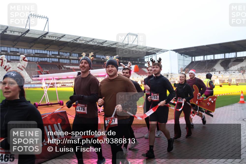 07.12.2025 - St. Pauli X-Mass-Run No. 15 Luisa Fischer http://msf.ph/oto/9386813 07.12.2025 11:42:11 Ziel 465, 2476, 2467, 247, 2476, 1938, 3153, 15, 462, 465, 1801, 2231, 2291, 2435, 2465, 2466, 2470, 2471, 2476, 2479, 2491, 3153, 3204, 3222, 3393, 3479, 3505, 3532, 3555, 3717, 3718, 3732, 3755, 3757, 3764, 3784, 3922, 3923, 4605 meine-sportfotos.de