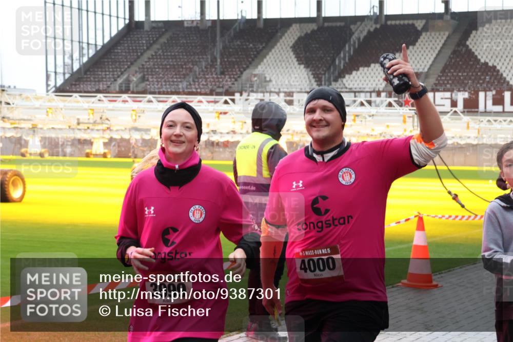 07.12.2025 - St. Pauli X-Mass-Run No. 15 Luisa Fischer http://msf.ph/oto/9387301 07.12.2025 11:44:43 Ziel 15, 3999, 0161, 1910, 15, 4000, 365, 999, 1933, 1949, 1950, 1965, 1968, 1972, 2116, 2181, 2424, 2434, 2436, 2441, 2586, 2600, 3043, 3086, 3168, 3403, 3404, 3453, 3733, 3735, 3769, 3829, 3830, 3831, 3845, 3882, 3884, 3919, 3927, 3928, 3929, 3930, 4003 meine-sportfotos.de