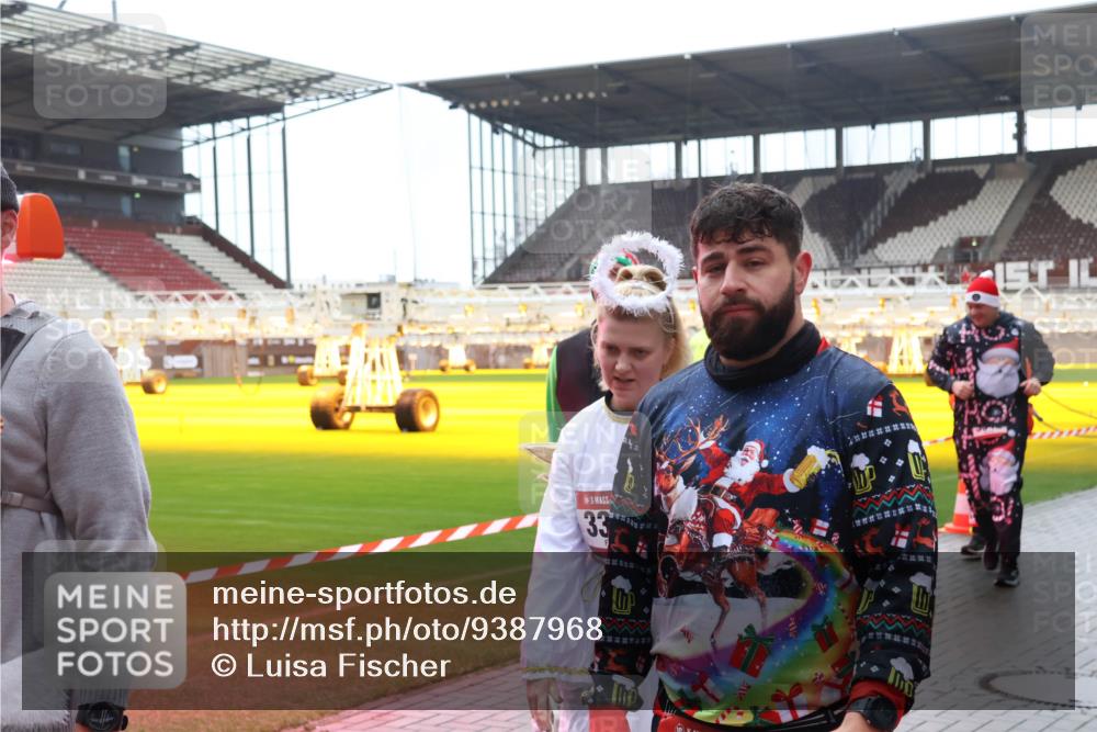 07.12.2025 - St. Pauli X-Mass-Run No. 15 Luisa Fischer http://msf.ph/oto/9387968 07.12.2025 11:48:53 Ziel 33, 207, 616, 724, 732, 796, 990, 1471, 1474, 1597, 1613, 1891, 1911, 1926, 1927, 1967, 2008, 2075, 2148, 2432, 2717, 2718, 3023, 3312, 3388, 3504, 3528, 3542, 3545, 3547, 3602, 3635, 3638, 3646, 3657, 3926, 4134, 4423, 4424, 4426, 4477, 4480 meine-sportfotos.de