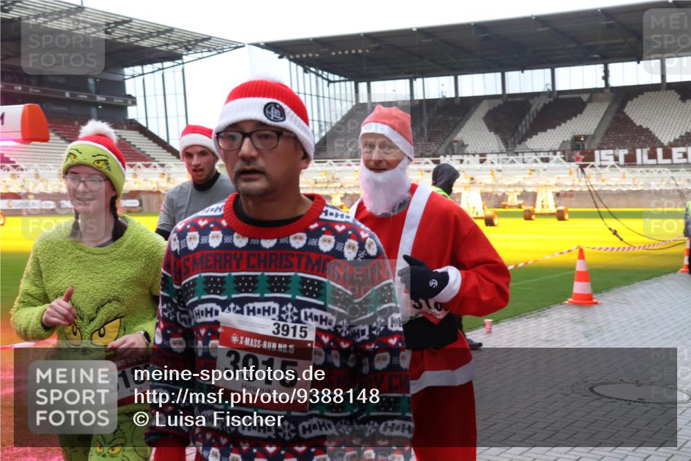 07.12.2025 - St. Pauli X-Mass-Run No. 15 Luisa Fischer http://msf.ph/oto/9388148 07.12.2025 11:50:13 Ziel 1, 318, 3915, 15, 3915, 2003, 2118, 2344, 2346, 2444, 2445, 2853, 2911, 3180, 3183, 3421, 3424, 3562, 3563, 3566, 3568, 3572, 3660, 3665, 3685, 3778, 3914, 3915, 4601, 4643, 4646 meine-sportfotos.de