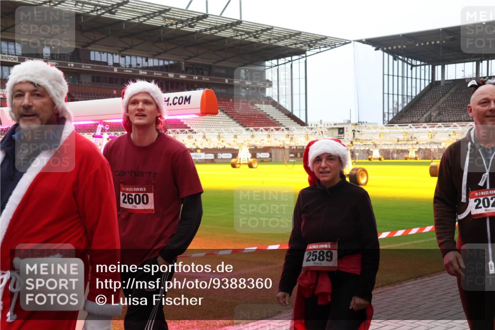 07.12.2025 - St. Pauli X-Mass-Run No. 15 Luisa Fischer http://msf.ph/oto/9388360 07.12.2025 11:52:19 Ziel 15, 2600, 4, 15, 2589, 202, 648, 650, 1916, 2025, 2027, 2121, 2374, 3445, 3449, 3451, 3583, 3648, 3650, 3659, 3790, 3794, 3795, 3853, 3865, 3875, 4340, 4602, 4610 meine-sportfotos.de