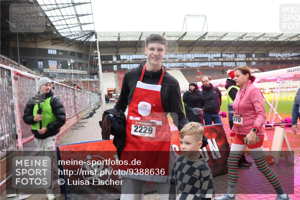 07.12.2025 - St. Pauli X-Mass-Run No. 15 Luisa Fischer http://msf.ph/oto/9388636 07.12.2025 11:55:23 Ziel 15, 2229, 2970, 333, 1331, 1657, 1784, 2671, 2775, 2778, 2782, 2783, 3991 meine-sportfotos.de