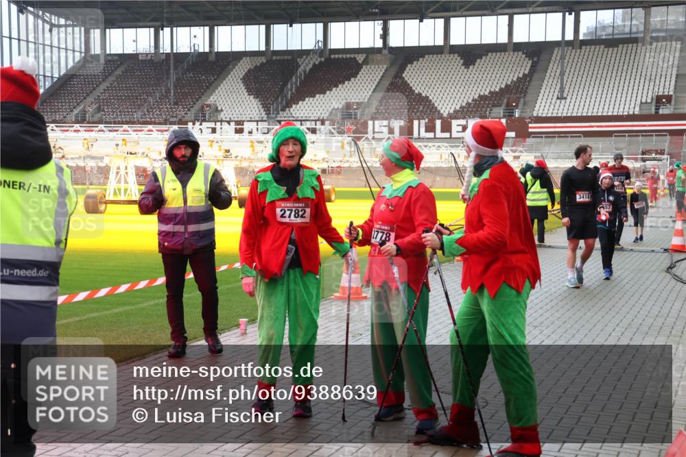 07.12.2025 - St. Pauli X-Mass-Run No. 15 Luisa Fischer http://msf.ph/oto/9388639 07.12.2025 11:55:30 Ziel 6709, 20, 1, 5, 2782, 1778, 3418, 57, 1448, 333, 1331, 1448, 1657, 1720, 1784, 2671, 3991 meine-sportfotos.de
