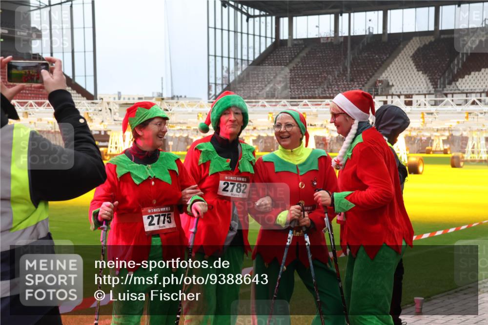 07.12.2025 - St. Pauli X-Mass-Run No. 15 Luisa Fischer http://msf.ph/oto/9388643 07.12.2025 11:55:35 Ziel 5, 2775, 5, 2782, 1448, 1657, 1720, 1835, 2671, 3611, 3991 meine-sportfotos.de