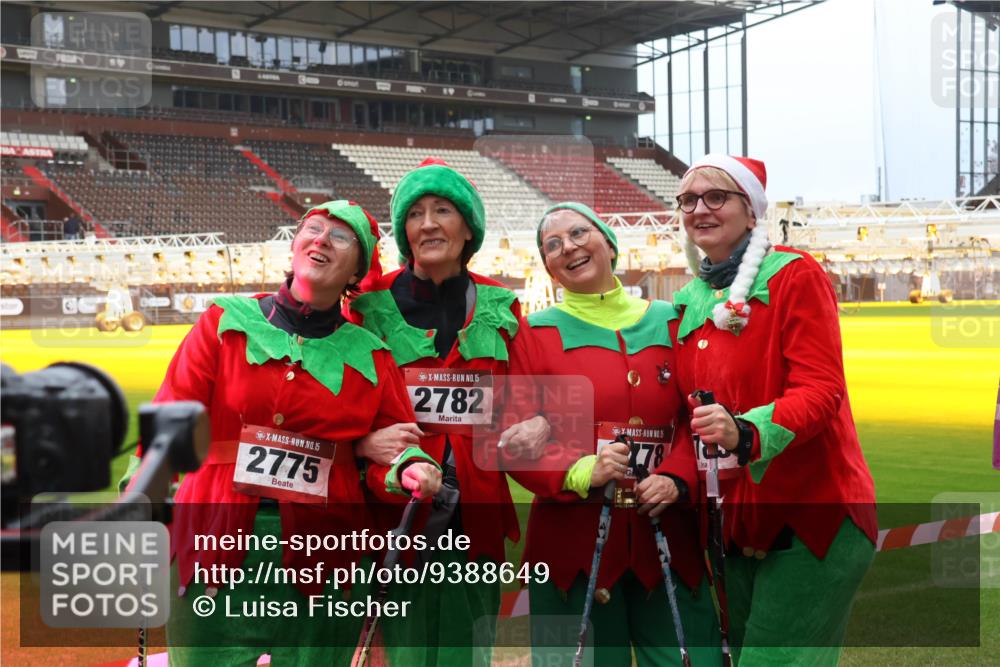 07.12.2025 - St. Pauli X-Mass-Run No. 15 Luisa Fischer http://msf.ph/oto/9388649 07.12.2025 11:55:42 Ziel 15, 2775, 15, 2782, 5, 1131, 1132, 1448, 1535, 1657, 1720, 1835, 2671, 3611, 3991 meine-sportfotos.de