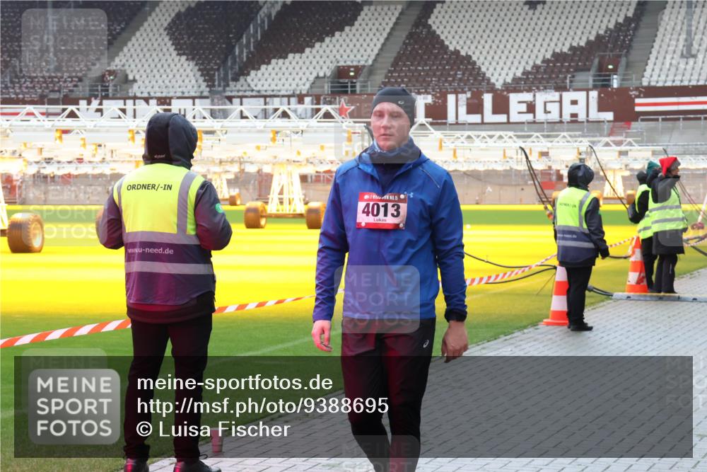 07.12.2025 - St. Pauli X-Mass-Run No. 15 Luisa Fischer http://msf.ph/oto/9388695 07.12.2025 11:56:22 Ziel 15, 4013, 294, 299, 1030, 1042, 1131, 1132, 1144, 1535, 2077, 2094, 2455, 3499, 3502, 3611, 3802, 4013, 4785 meine-sportfotos.de