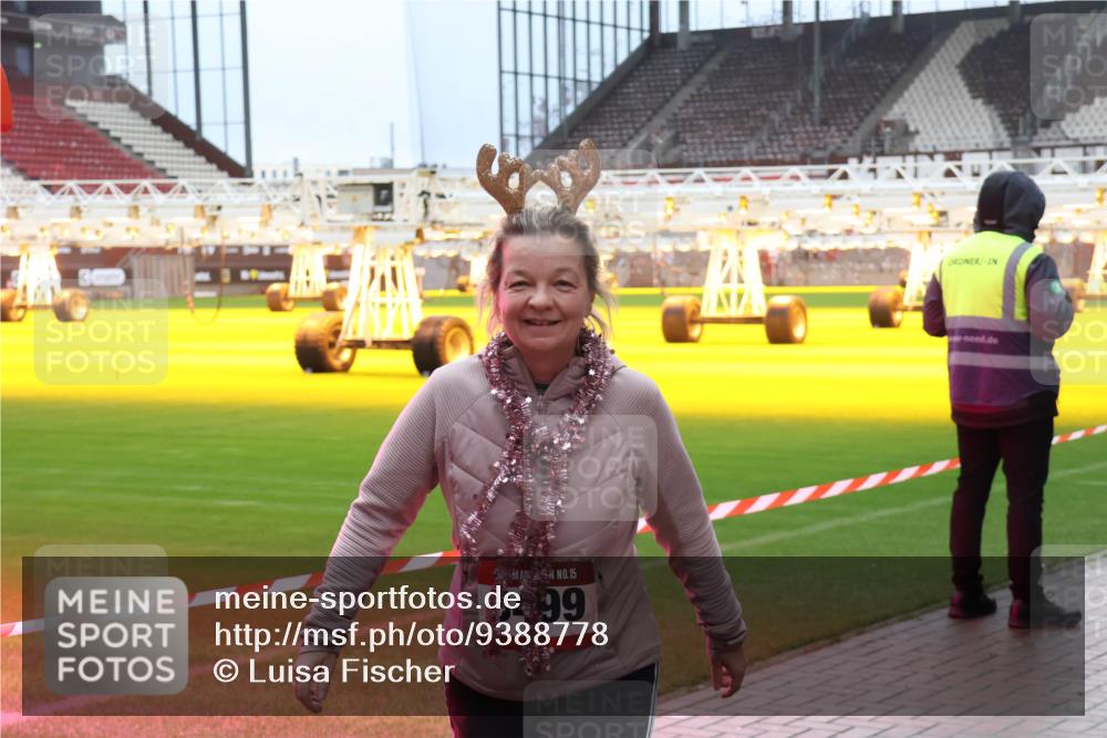 07.12.2025 - St. Pauli X-Mass-Run No. 15 Luisa Fischer http://msf.ph/oto/9388778 07.12.2025 11:57:15 Ziel 15, 499, 722, 1088, 1271, 1836, 1877, 2496, 2596, 2598, 2599, 2824, 2825, 2826, 2929, 2932, 3007, 3383, 3433, 3459, 3496, 3498, 3511, 3842, 3843, 3844, 3900, 4172, 4174 meine-sportfotos.de