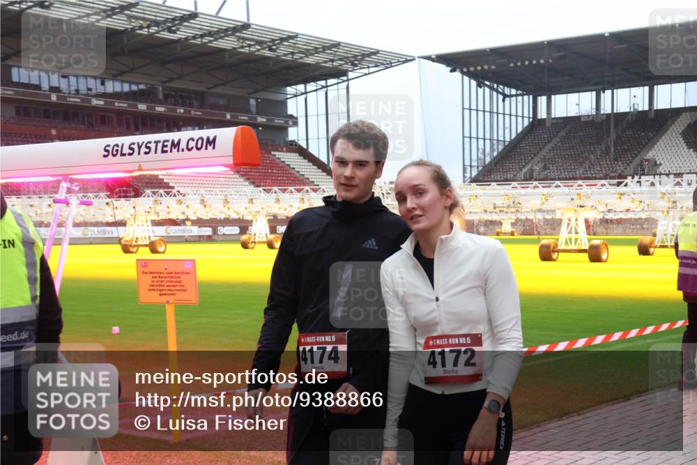 07.12.2025 - St. Pauli X-Mass-Run No. 15 Luisa Fischer http://msf.ph/oto/9388866 07.12.2025 11:57:54 Ziel 5, 15, 4174, 15, 4172, 722, 1271, 1327, 1836, 1877, 2228, 2496, 2811, 3444, 3452, 3480, 3847, 3852, 3993, 4125 meine-sportfotos.de