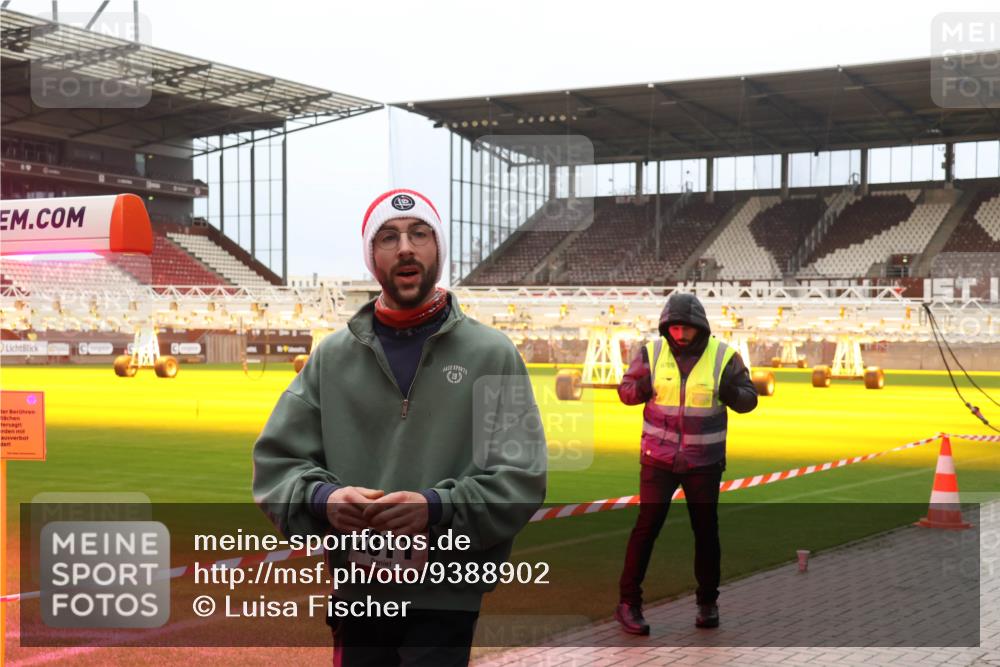 07.12.2025 - St. Pauli X-Mass-Run No. 15 Luisa Fischer http://msf.ph/oto/9388902 07.12.2025 11:58:13 Ziel 0, 323, 2811, 19, 1327, 2228, 2811, 3444, 3452, 3480, 3801, 3817, 3847, 3852, 3993, 4125, 4218, 4240 meine-sportfotos.de