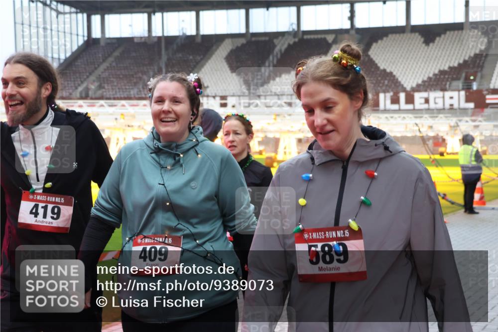 07.12.2025 - St. Pauli X-Mass-Run No. 15 Luisa Fischer http://msf.ph/oto/9389073 07.12.2025 11:59:53 Ziel 15, 419, 0, 15, 409, 15, 589, 862, 1337, 1406, 1864, 1865, 1868, 2627, 2630, 2741, 4242, 4306, 4733, 4744, 4749, 4754, 4790 meine-sportfotos.de