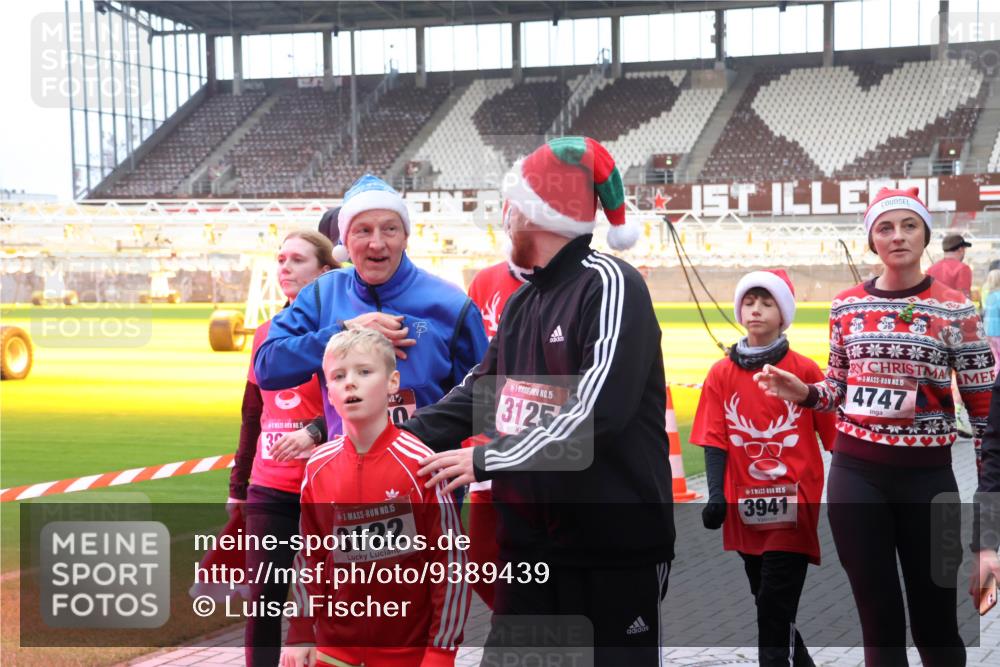 07.12.2025 - St. Pauli X-Mass-Run No. 15 Luisa Fischer http://msf.ph/oto/9389439 07.12.2025 12:04:10 Ziel 15, 3, 10, 0, 15, 3125, 15, 3122, 15, 3941, 15, 4747, 255, 258, 263, 723, 1236, 1357, 3081, 3082, 3282, 3316, 3317, 3753, 3807, 3851, 3937, 3941, 3943, 3994, 3996, 3997, 4006, 4011, 4021, 4022, 4047, 4049, 4131, 4221, 4224, 4241, 4247, 4365, 4367, 4726, 4731, 4732, 4741, 4742, 4746, 5007 meine-sportfotos.de