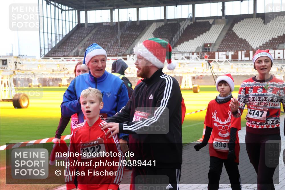 07.12.2025 - St. Pauli X-Mass-Run No. 15 Luisa Fischer http://msf.ph/oto/9389441 07.12.2025 12:04:11 Ziel 39, 0, 15, 3122, 15, 219, 15, 3941, 15, 4747, 255, 258, 263, 723, 1236, 1357, 3081, 3082, 3282, 3316, 3317, 3753, 3807, 3851, 3937, 3941, 3943, 3994, 3996, 3997, 4006, 4011, 4021, 4022, 4047, 4049, 4131, 4221, 4224, 4241, 4247, 4365, 4367, 4726, 4731, 4732, 4741, 4742, 4746, 5007 meine-sportfotos.de