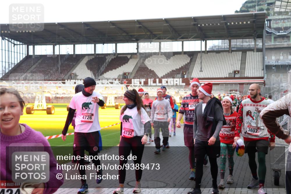 07.12.2025 - St. Pauli X-Mass-Run No. 15 Luisa Fischer http://msf.ph/oto/9389473 07.12.2025 12:04:20 Ziel 124, 4726, 4732, 474, 2747, 6, 0, 06, 3807, 255, 258, 263, 723, 778, 795, 923, 1228, 1231, 1236, 1357, 2091, 2398, 3081, 3082, 3121, 3316, 3317, 3705, 3753, 3807, 3851, 3983, 3985, 3994, 3996, 3997, 4006, 4011, 4021, 4022, 4047, 4049, 4131, 4221, 4224, 4241, 4247, 4302, 4305, 4311, 4365, 4367, 4726, 4731, 4742, 4746 meine-sportfotos.de