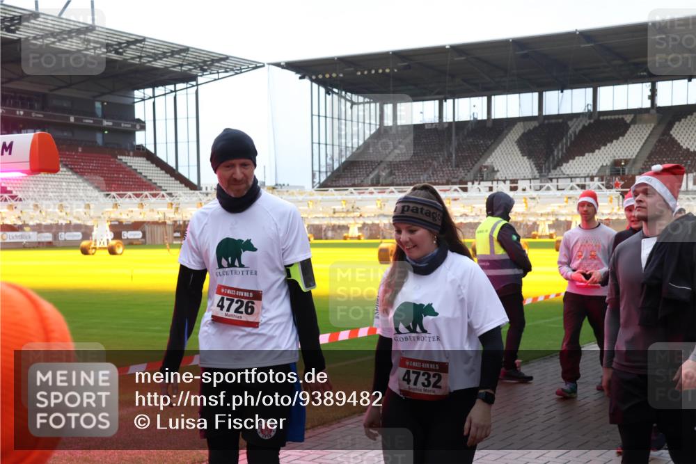 07.12.2025 - St. Pauli X-Mass-Run No. 15 Luisa Fischer http://msf.ph/oto/9389482 07.12.2025 12:04:23 Ziel 15, 4726, 15, 4732, 255, 258, 263, 723, 778, 795, 923, 1228, 1231, 1236, 1357, 1504, 2091, 2398, 3081, 3082, 3121, 3316, 3317, 3705, 3753, 3807, 3851, 3983, 3985, 3994, 3996, 3997, 4006, 4008, 4011, 4021, 4022, 4047, 4049, 4131, 4221, 4224, 4247, 4302, 4305, 4311, 4365, 4367, 4726, 4728, 4731, 4742, 4746 meine-sportfotos.de