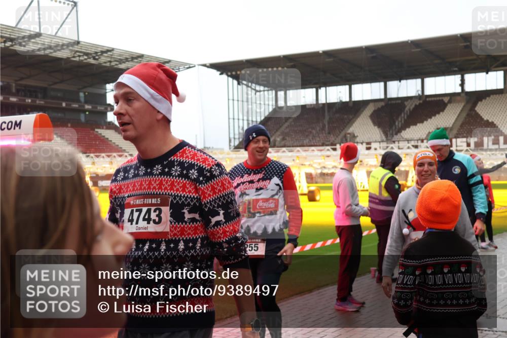 07.12.2025 - St. Pauli X-Mass-Run No. 15 Luisa Fischer http://msf.ph/oto/9389497 07.12.2025 12:04:27 Ziel 15, 4743, 255, 255, 258, 263, 723, 778, 795, 923, 1228, 1231, 1236, 1357, 1490, 1504, 2091, 2398, 3081, 3082, 3121, 3316, 3317, 3705, 3753, 3851, 3983, 3985, 3994, 3996, 3997, 4008, 4011, 4021, 4047, 4049, 4131, 4221, 4224, 4302, 4305, 4311, 4365, 4367, 4374, 4386, 4728, 4742, 4746 meine-sportfotos.de