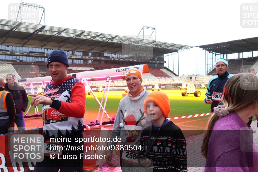 07.12.2025 - St. Pauli X-Mass-Run No. 15 Luisa Fischer http://msf.ph/oto/9389504 07.12.2025 12:04:30 Ziel 15, 255, 15, 258, 5007, 255, 258, 263, 723, 778, 795, 923, 1228, 1231, 1236, 1357, 1490, 1504, 2091, 2398, 3081, 3082, 3121, 3316, 3317, 3705, 3753, 3851, 3983, 3985, 3994, 3996, 3997, 4008, 4011, 4021, 4047, 4049, 4131, 4221, 4224, 4302, 4305, 4311, 4365, 4367, 4374, 4375, 4386, 4728, 4742 meine-sportfotos.de