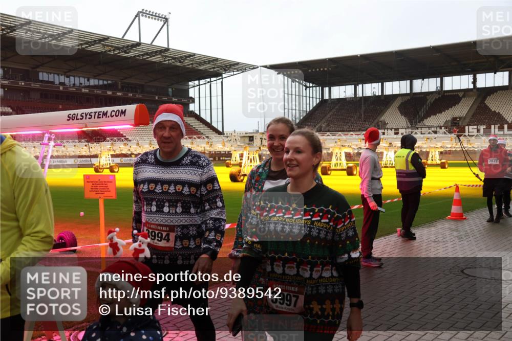 07.12.2025 - St. Pauli X-Mass-Run No. 15 Luisa Fischer http://msf.ph/oto/9389542 07.12.2025 12:04:53 Ziel 4, 15, 3994, 15, 3997, 2822, 778, 795, 923, 1228, 1231, 1236, 1357, 1490, 1504, 2091, 2398, 2404, 2410, 2769, 3121, 3604, 3675, 3688, 3705, 3725, 3753, 3833, 3851, 3983, 3985, 4008, 4047, 4049, 4056, 4059, 4131, 4302, 4305, 4311, 4365, 4367, 4374, 4375, 4386, 4417, 4418, 4420, 4728 meine-sportfotos.de