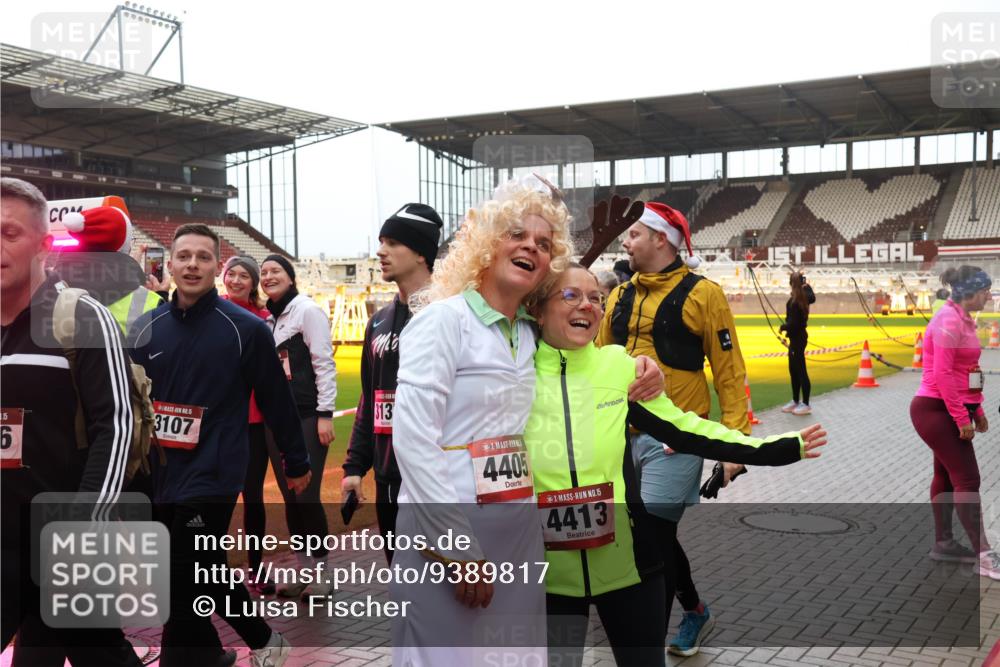 07.12.2025 - St. Pauli X-Mass-Run No. 15 Luisa Fischer http://msf.ph/oto/9389817 07.12.2025 12:06:48 Ziel 15, 6, 15, 3107, 313, 4405, 15, 4413, 5, 6, 173, 189, 760, 768, 1038, 1347, 1351, 1353, 1956, 1957, 2018, 2415, 4019, 4020, 4217, 4219, 4222, 4326, 4327, 4403, 4404, 4405, 4413, 4783, 4784 meine-sportfotos.de