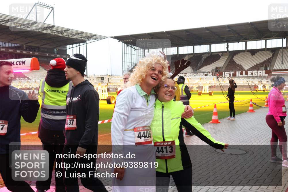 07.12.2025 - St. Pauli X-Mass-Run No. 15 Luisa Fischer http://msf.ph/oto/9389819 07.12.2025 12:06:48 Ziel 15, 7, 137, 4405, 15, 4413, 5, 6, 173, 189, 760, 768, 1038, 1347, 1351, 1353, 1956, 1957, 2018, 2415, 4019, 4020, 4217, 4219, 4222, 4326, 4327, 4403, 4404, 4405, 4413, 4783, 4784 meine-sportfotos.de