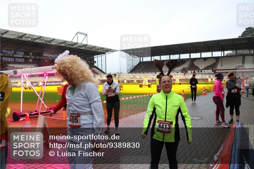 07.12.2025 - St. Pauli X-Mass-Run No. 15 Luisa Fischer http://msf.ph/oto/9389830 07.12.2025 12:06:51 Ziel 15, 405, 4327, 15, 4413, 176, 173, 189, 339, 345, 760, 768, 1038, 1347, 1351, 1353, 1956, 1957, 2018, 2415, 4019, 4020, 4217, 4219, 4222, 4403, 4404, 4405, 4413, 4783, 4784 meine-sportfotos.de