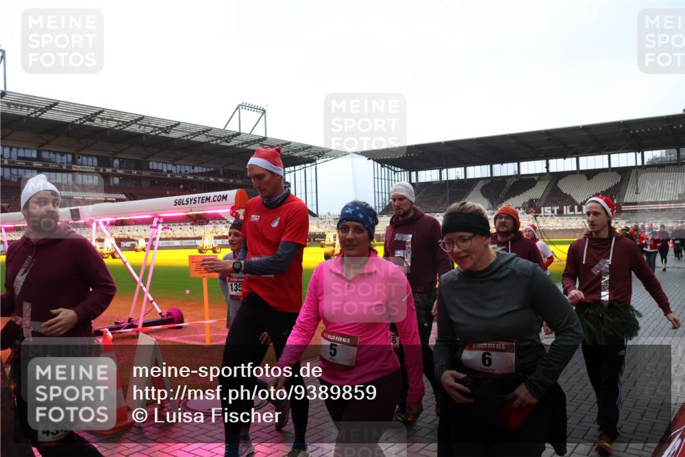07.12.2025 - St. Pauli X-Mass-Run No. 15 Luisa Fischer http://msf.ph/oto/9389859 07.12.2025 12:07:19 Ziel 4342, 135, 16, 15, 15, 6, 276, 339, 345, 1347, 1351, 1580, 1583, 1844, 1846, 2415, 3251, 3262, 3456, 3689, 3692, 4017, 4018, 4033, 4143, 4217, 4219, 4222, 4314, 4328, 4342, 4345, 4346, 4360, 4361, 4390, 4403, 4404, 4416, 4725, 4783, 4784 meine-sportfotos.de